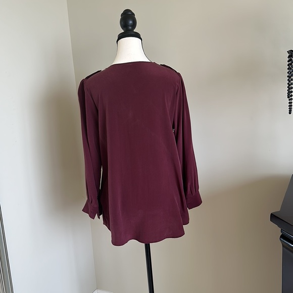 Silk blouse - Picture 2 of 3